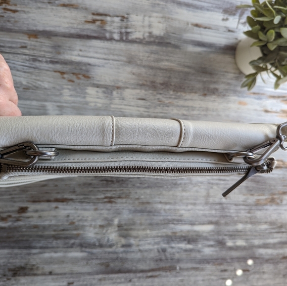 Matt & Nat Hamel Vegan Leather Bag in White - Picture 7 of 10